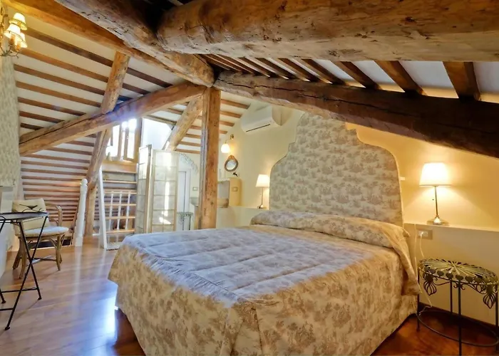 Appartement Campanile Canonica Design House