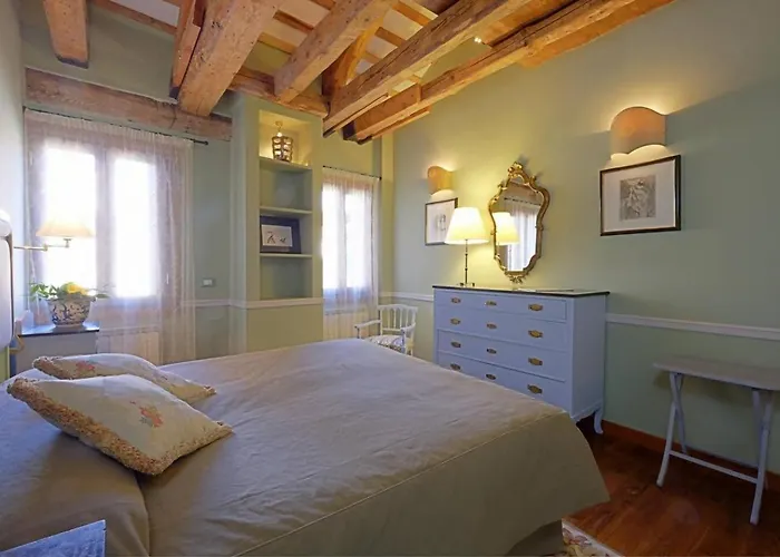 Appartement Campanile Canonica Design House *