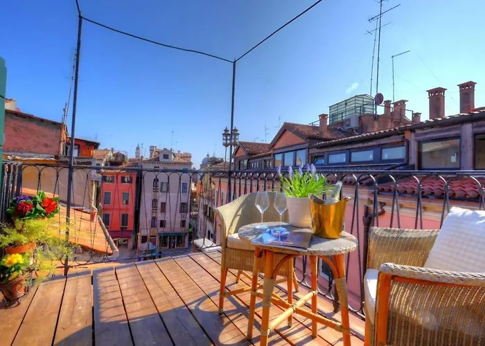 Campanile Canonica Design House Apartman